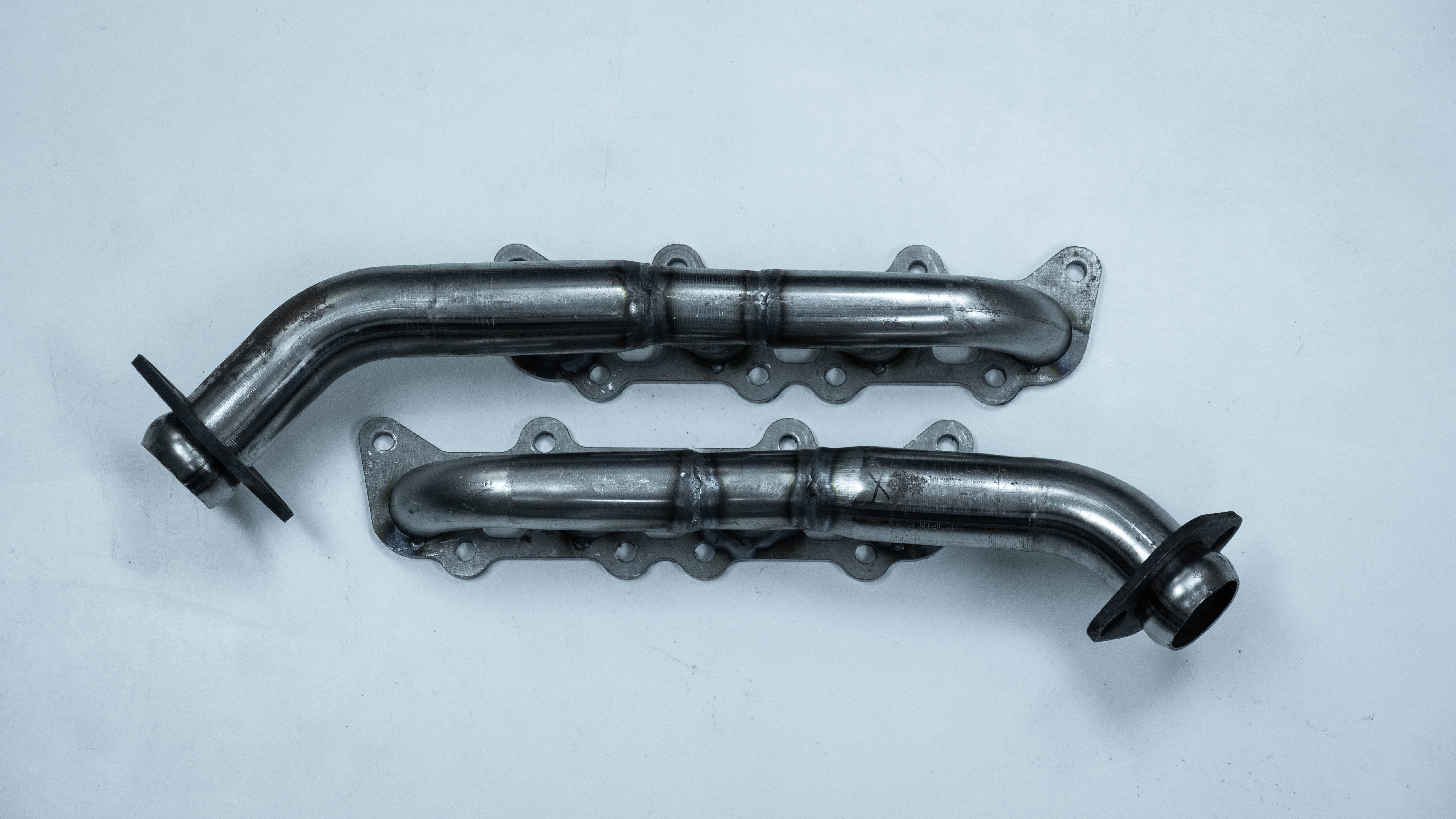 Image for product coyote-5.0l-headers-for-early-bronco-bare-metal-w-gaskets