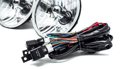 Headlight wiring harness for H4 headlamps