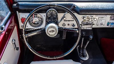 3668RA OE Style Sport Steering Wheel Installed 