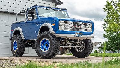 KC HiLites Gravity LED 7 inch Headlights installed in a restored classic Ford Bronco.